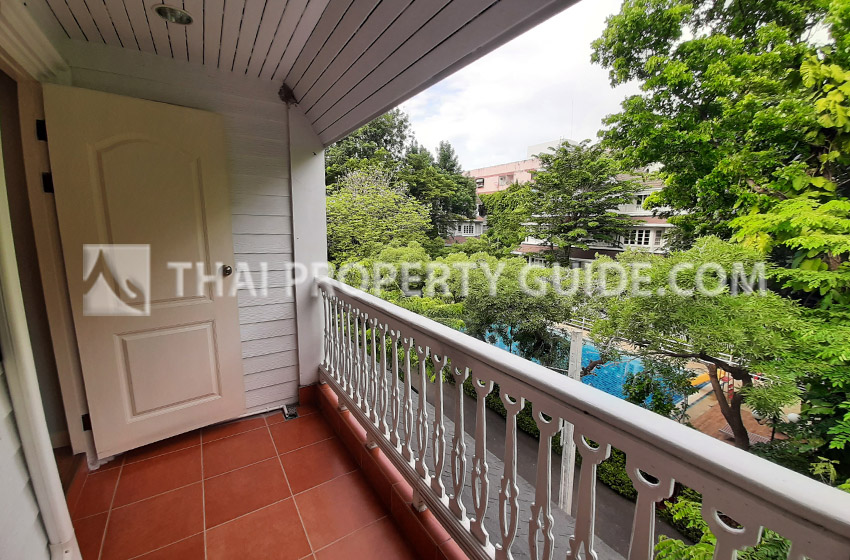 Townhouse in Sukhumvit 